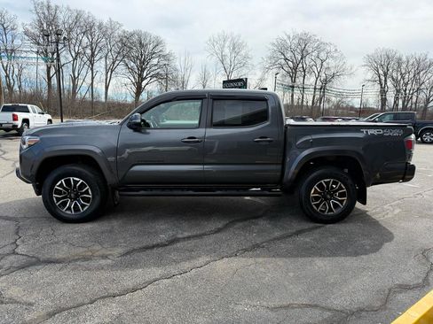 Used 2023 Toyota Tacoma TRD Sport image 7