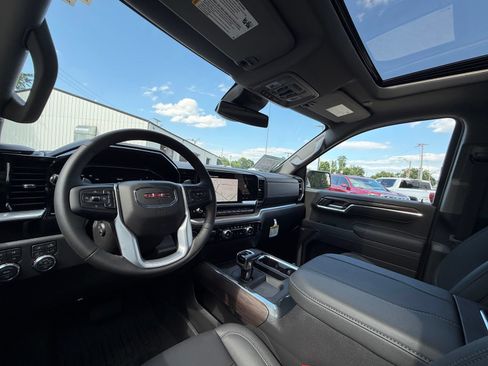New 2026 GMC Sierra 1500 SLT w/ SLT Premium Plus Package AWD/4WD image 17