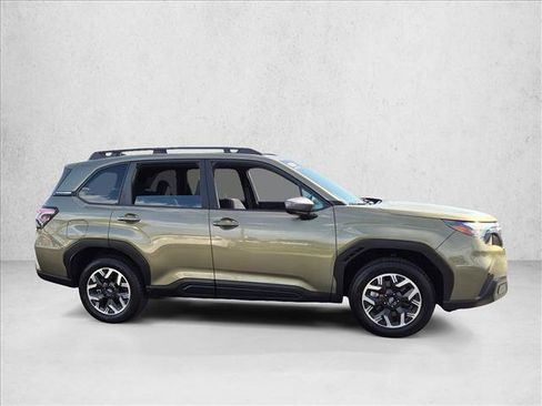 Certified 2026 Subaru Forester Premium AWD/4WD image 5