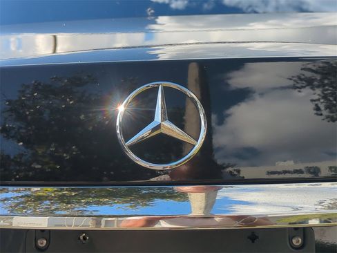 Used 2022 Mercedes-Benz S 580 S 580 w/ Rear Seat Package image 13