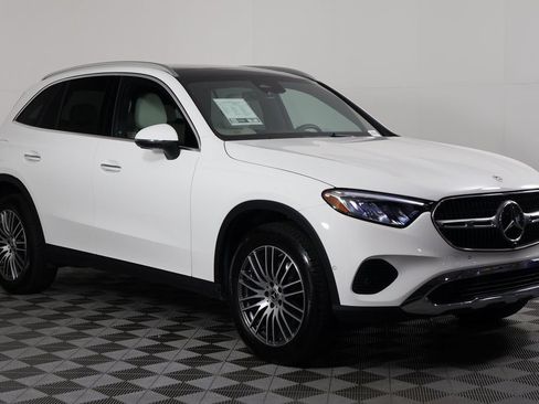Certified 2026 Mercedes-Benz GLC 300 image 3