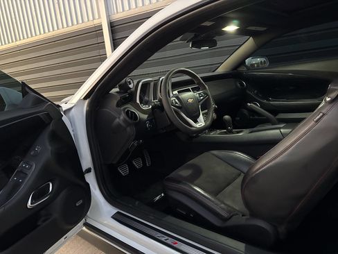 Used 2014 Chevrolet Camaro ZL1 RWD image 37