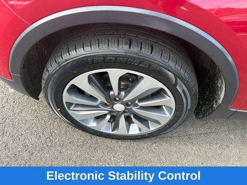 Used 2019 Buick Encore Essence AWD/4WD image 27