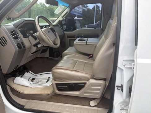 Used 2009 Ford F250 Lariat AWD/4WD image 8