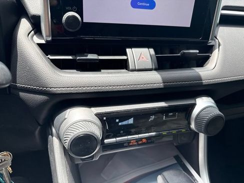 Used 2023 Toyota RAV4 LE FWD image 22