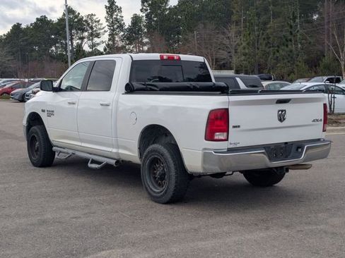 Used 2019 RAM 1500 Classic SLT image 5