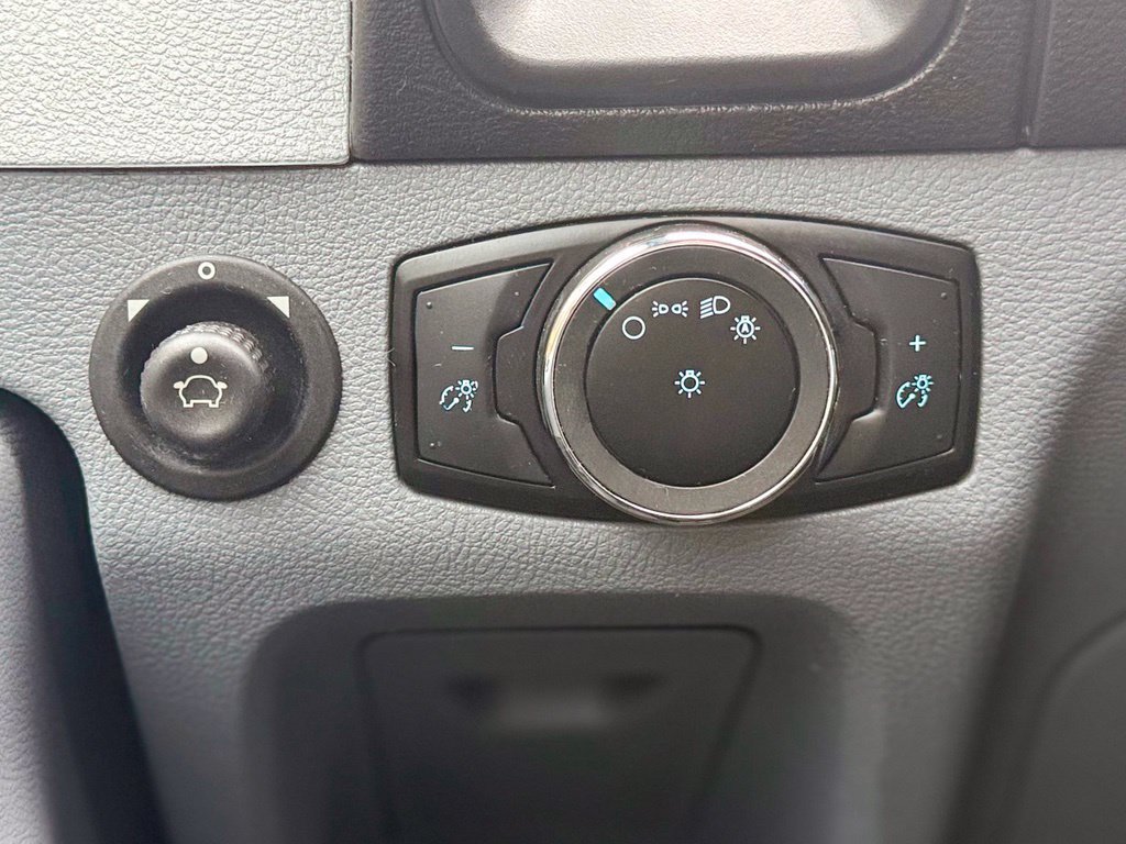 Used 2017 Ford Transit 350 XLT RWD image 16