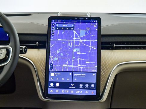 New 2025 Volvo EX90 Ultra w/ Protection Package Premier image 14