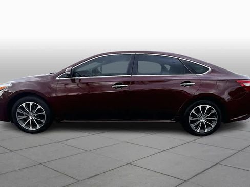 Used 2017 Toyota Avalon XLE Premium image 33