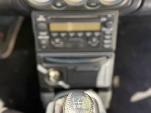 Used 2001 Toyota MR2 image 13