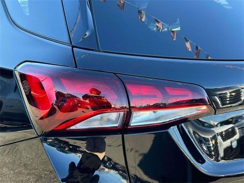 Certified 2024 Chevrolet Equinox LS w/ LS Convenience Package image 13