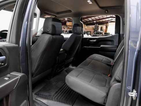 Used 2020 Chevrolet Silverado 1500 Custom w/ Custom Value Package RWD image 53