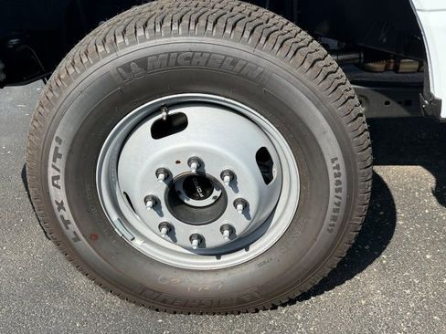 New 2025 Ford F350 XL w/ Snow Plow Prep Package image 9