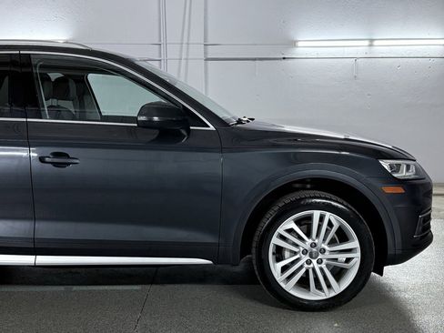 Used 2018 Audi Q5 2.0T Premium Plus w/ Premium Plus Package image 4