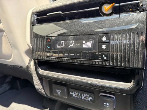 Certified 2022 Jeep Wagoneer Series II w/ Premium Group I RWD image 37