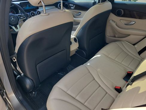 Used 2020 Mercedes-Benz C 300 4MATIC Sedan image 14