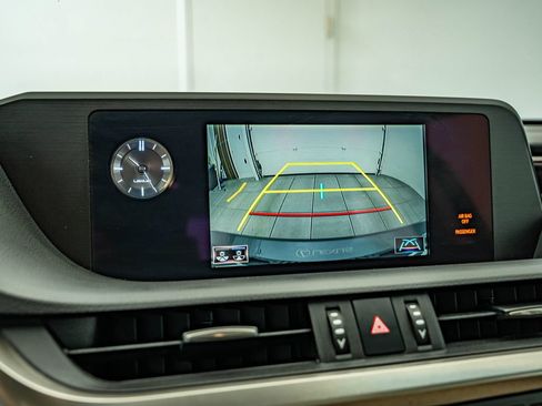 Used 2019 Lexus ES 350 w/ Premium Package FWD image 26