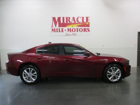 Used 2022 Dodge Charger SXT w/ Cold Weather Package image 4