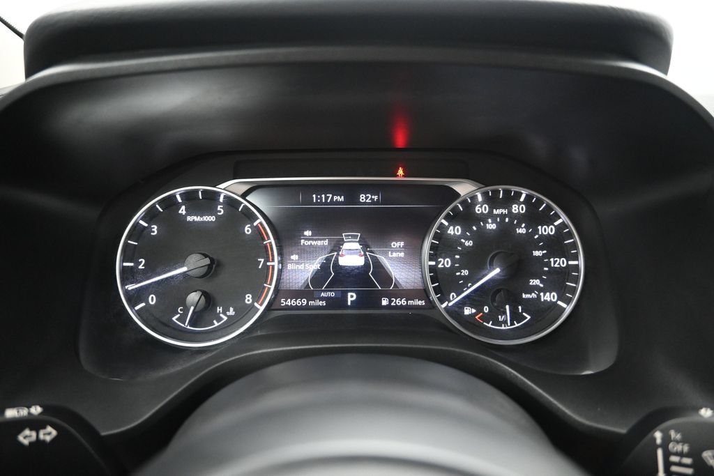 Used 2024 Nissan Rogue SV AWD/4WD image 14