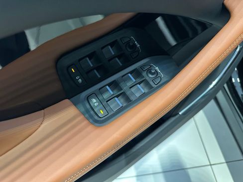 New 2024 Jaguar I-PACE R-Dynamic HSE image 26