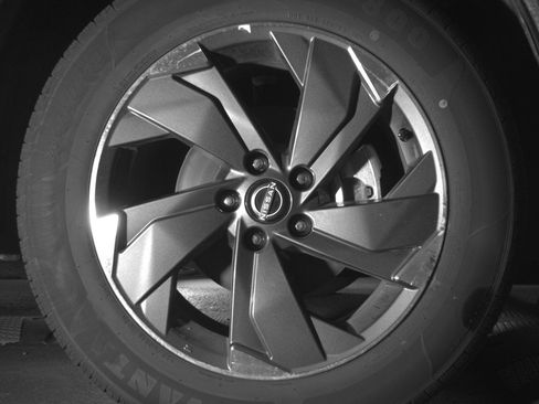 Used 2025 Nissan Rogue SV image 13