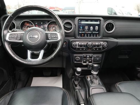 Used 2021 Jeep Wrangler Unlimited Sahara image 28