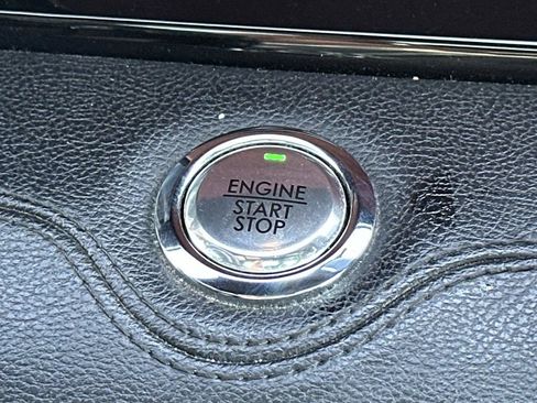 Used 2019 Lincoln Navigator L Reserve AWD/4WD image 40
