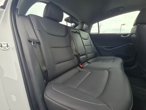 Used 2019 Hyundai Ioniq Limited image 15