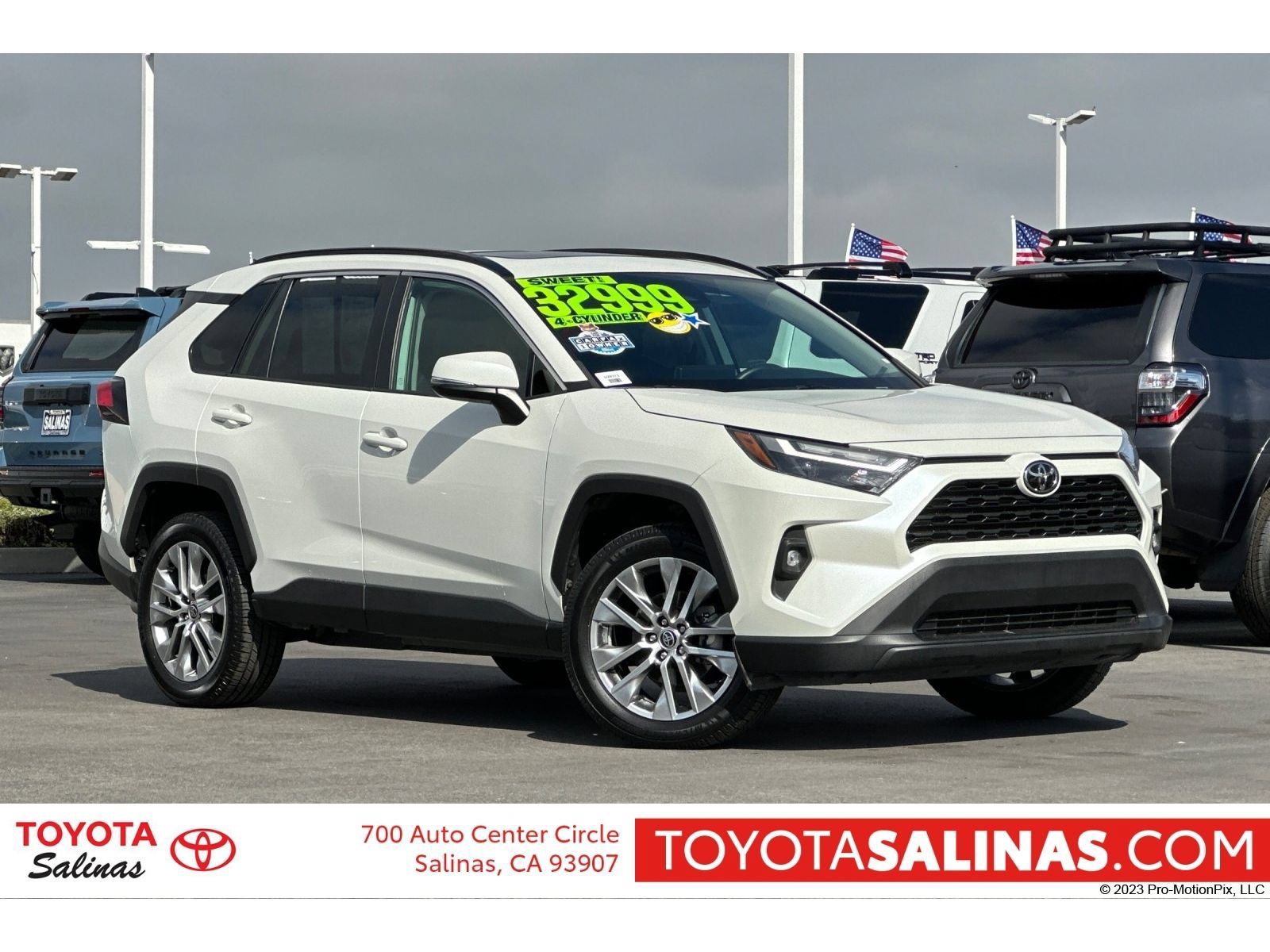 Used 2022 Toyota RAV4 XLE Premium FWD image 1