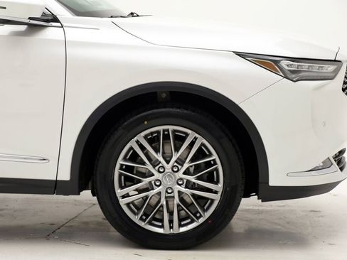 Used 2024 Acura MDX SH-AWD w/ Advance Package image 4