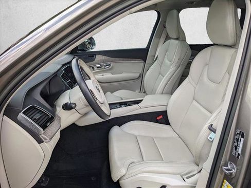 Used 2022 Volvo XC90 T6 Inscription w/ Advanced Package image 16