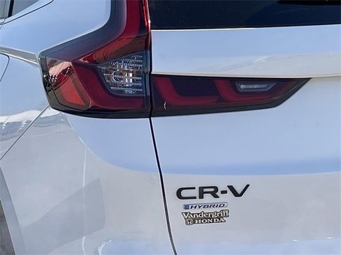 Certified 2025 Honda CR-V Sport image 6