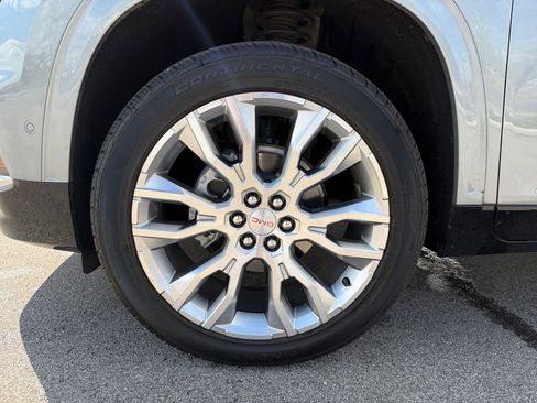 Used 2026 GMC Acadia Denali w/ Super Cruise Package image 30