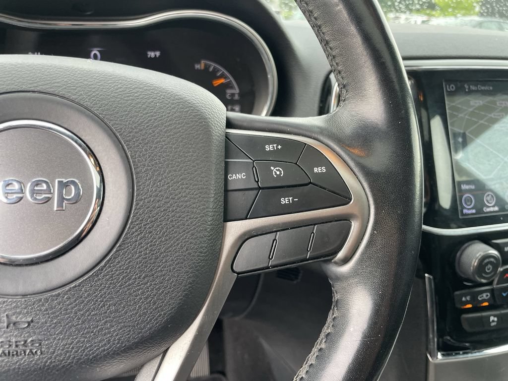 Used 2019 Jeep Grand Cherokee Altitude AWD/4WD image 18