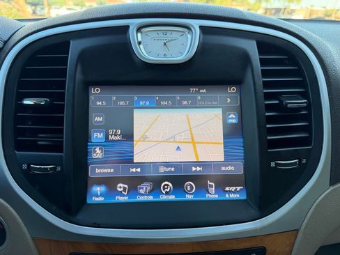 Used 2013 Chrysler 300 C image 34