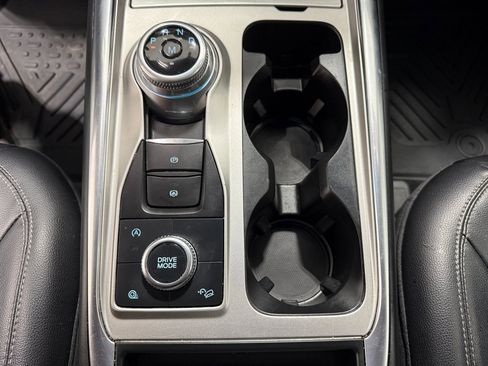 Used 2021 Ford Explorer Limited w/ Equipment Group 301A image 13
