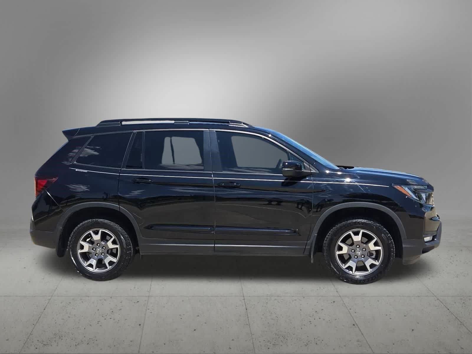Used 2023 Honda Passport TrailSport image 7