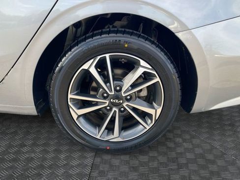 Used 2023 Kia Forte LXS image 31