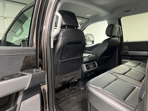 Used 2024 Ford F350 Lariat w/ Lariat Ultimate Package image 40