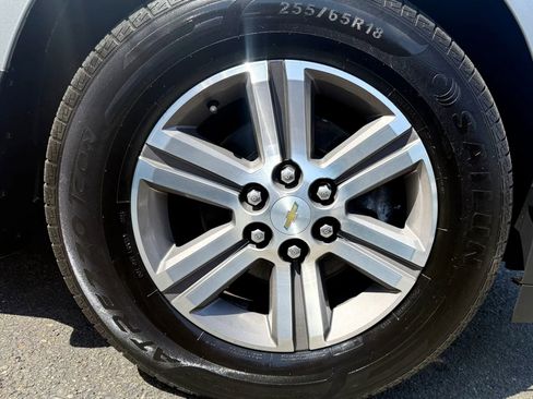Used 2017 Chevrolet Traverse LT AWD/4WD image 52