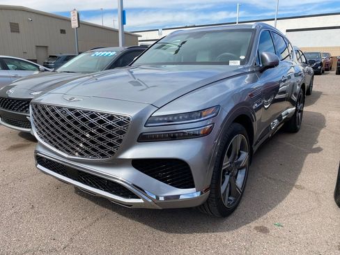 Used 2025 Genesis GV80 3.5T Prestige image 3