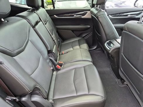 Certified 2024 Cadillac XT6 Premium Luxury w/ Technology Package FWD image 20