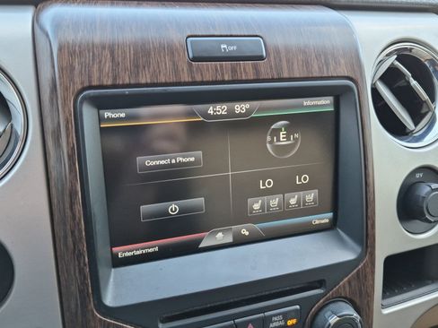 Used 2013 Ford F150 Lariat w/ Mid Equipment Group RWD image 16