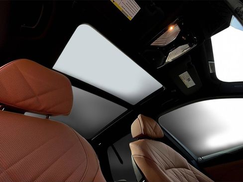 Used 2026 BMW X5 xDrive50e w/ Climate Comfort Package image 22