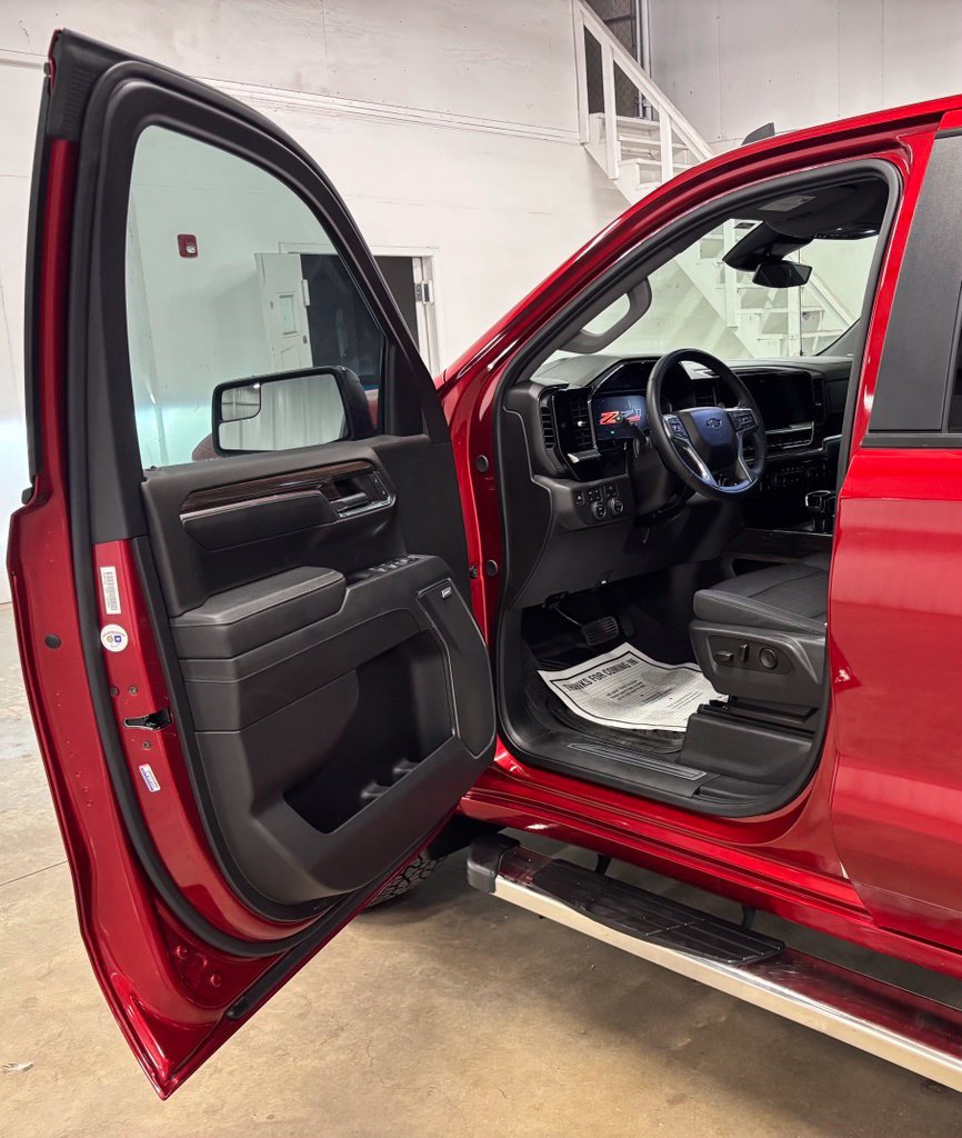 Used 2024 Chevrolet Silverado 1500 RST w/ Texas Edition Plus AWD/4WD image 21