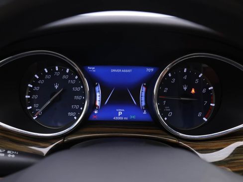 Used 2020 Maserati Quattroporte S GranSport Q4 image 25