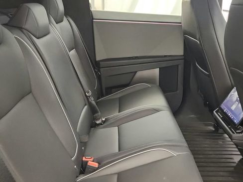 Used 2024 Tesla Cybertruck AWD Crew Cab image 27