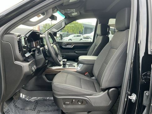 Used 2023 Chevrolet Silverado 1500 RST w/ Z71 Off-Road Package image 18