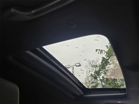 Used 2023 Honda CR-V Sport image 18