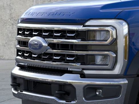 New 2026 Ford F550 4x4 Crew Cab image 17